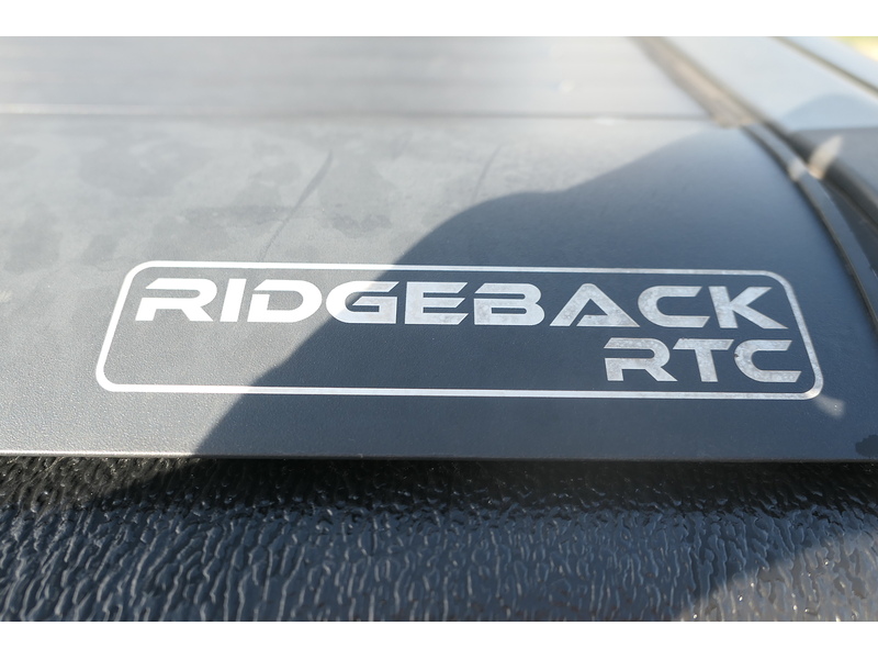 Toyota 2.8 D-4D Invincible X Pickup Double Cab 4dr Diesel Auto 4WD Euro 6 (s/s) (204 ps)