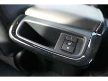 Toyota Hilux D-4D Invincible X 