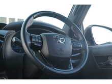 Toyota Hilux D-4D Invincible X 