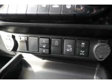 Toyota Hilux D-4D Invincible X 