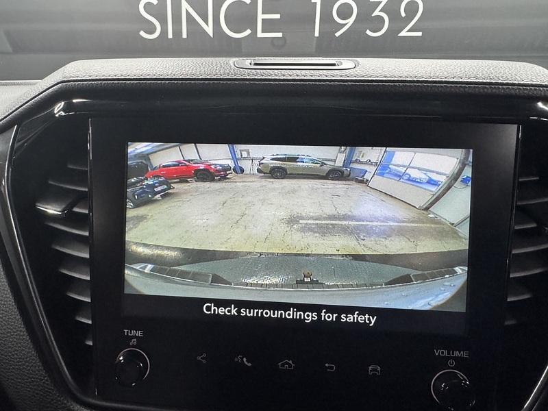 Isuzu 1.9 TD V-Cross Pickup Double Cab 4dr Diesel Manual 4WD Euro 6 (s/s) (164 ps)