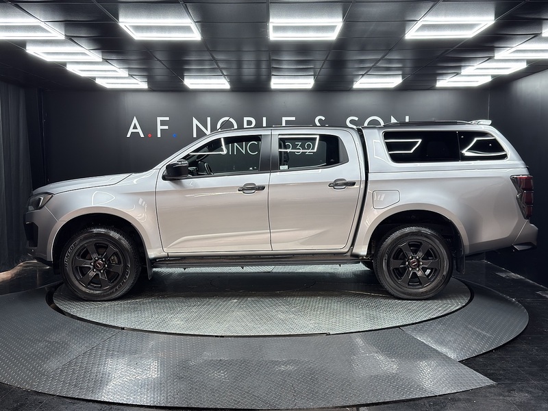 Isuzu 1.9 TD V-Cross Pickup Double Cab 4dr Diesel Manual 4WD Euro 6 (s/s) (164 ps)