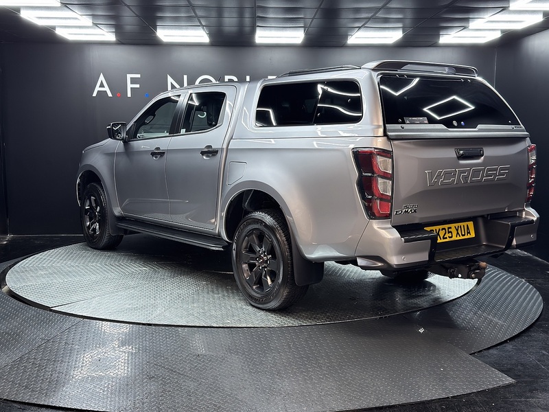 Isuzu 1.9 TD V-Cross Pickup Double Cab 4dr Diesel Manual 4WD Euro 6 (s/s) (164 ps)