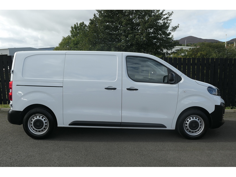 Peugeot 1.5 BlueHDi Professional Standard Panel Van 6dr Diesel Manual Standard Euro 6 (s/s) (120 ps)