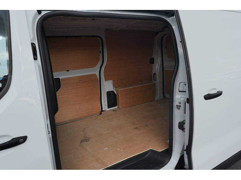 Peugeot 1.5 BlueHDi Professional Standard Panel Van 6dr Diesel Manual Standard Euro 6 (s/s) (120 ps)
