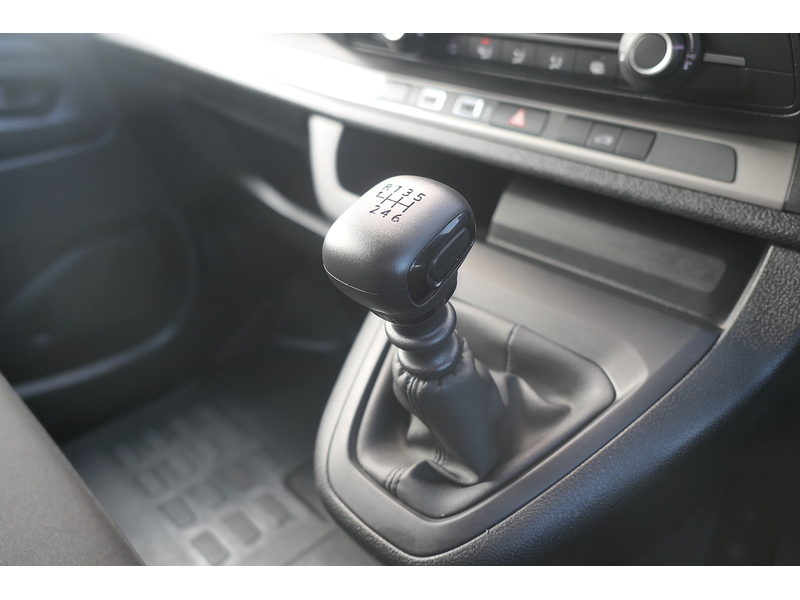 Peugeot 1.5 BlueHDi Professional Standard Panel Van 6dr Diesel Manual Standard Euro 6 (s/s) (120 ps)