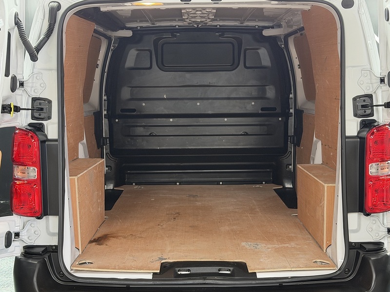 Peugeot 1.5 BlueHDi Professional Standard Panel Van 6dr Diesel Manual Standard Euro 6 (s/s) (120 ps)