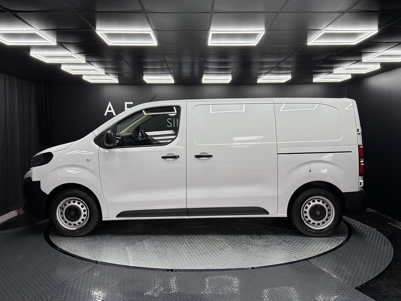 Peugeot 1.5 BlueHDi Professional Standard Panel Van 6dr Diesel Manual Standard Euro 6 (s/s) (120 ps)