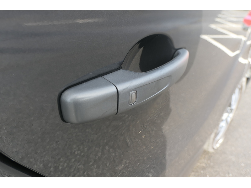 Renault 2.0 dCi Blue LL30 Extra Sport Crew Van Double Cab 6dr Diesel EDC L2 H1 Euro 6 (s/s) (170 ps)