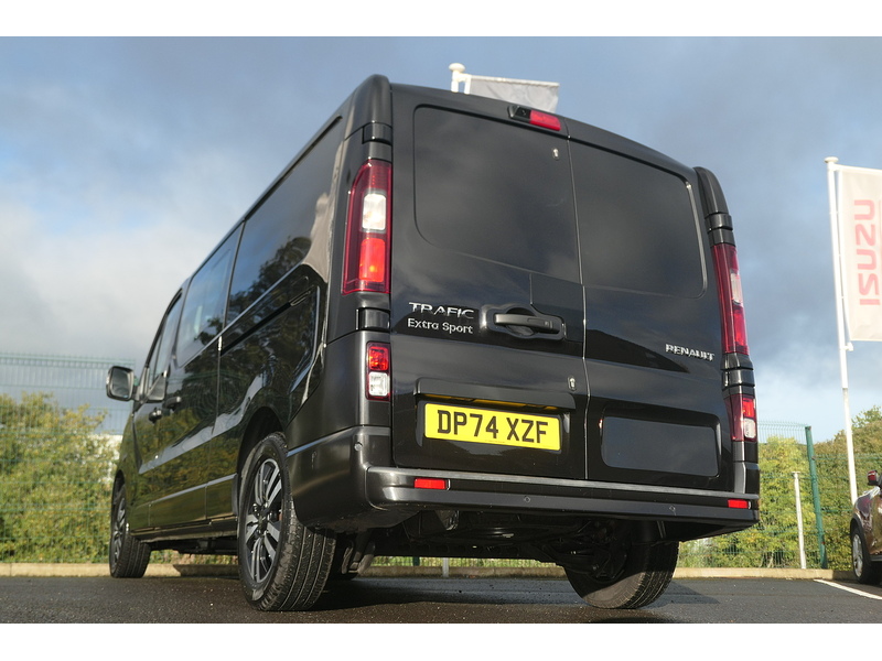 Renault 2.0 dCi Blue LL30 Extra Sport Crew Van Double Cab 6dr Diesel EDC L2 H1 Euro 6 (s/s) (170 ps)