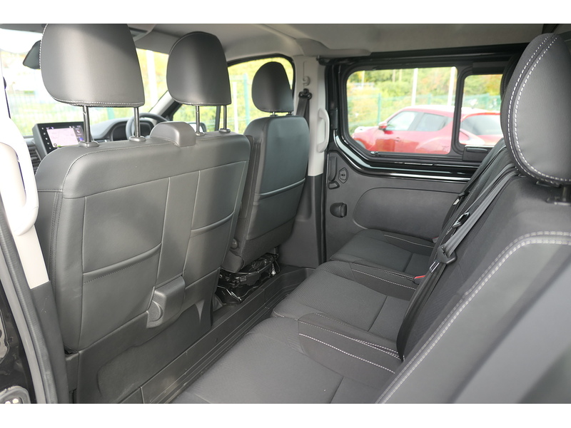 Renault 2.0 dCi Blue LL30 Extra Sport Crew Van Double Cab 6dr Diesel EDC L2 H1 Euro 6 (s/s) (170 ps)
