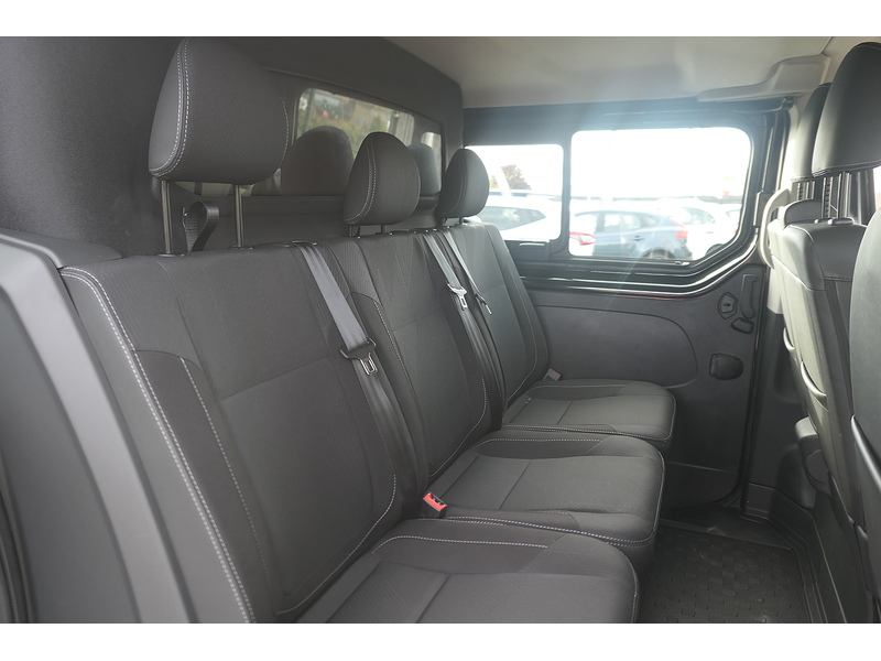 Renault 2.0 dCi Blue LL30 Extra Sport Crew Van Double Cab 6dr Diesel EDC L2 H1 Euro 6 (s/s) (170 ps)