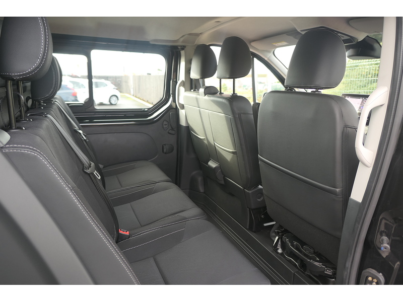 Renault 2.0 dCi Blue LL30 Extra Sport Crew Van Double Cab 6dr Diesel EDC L2 H1 Euro 6 (s/s) (170 ps)