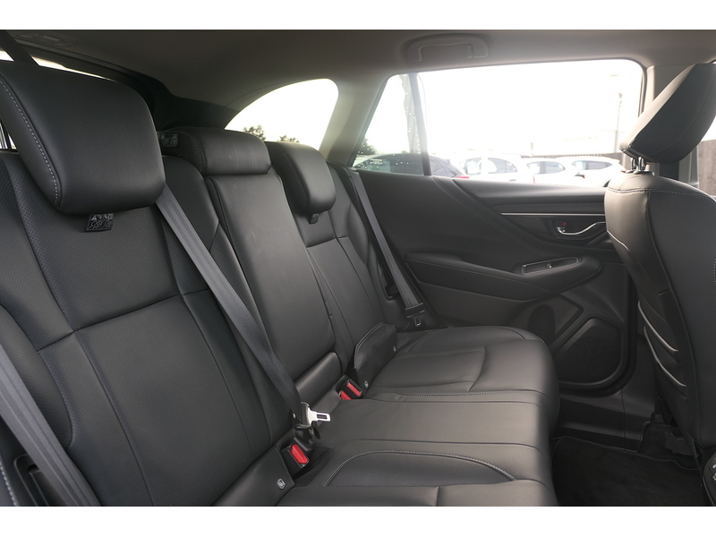 Subaru 2.5i Touring Estate 5dr Petrol Lineartronic 4WD Euro 6 (s/s) (169 ps)