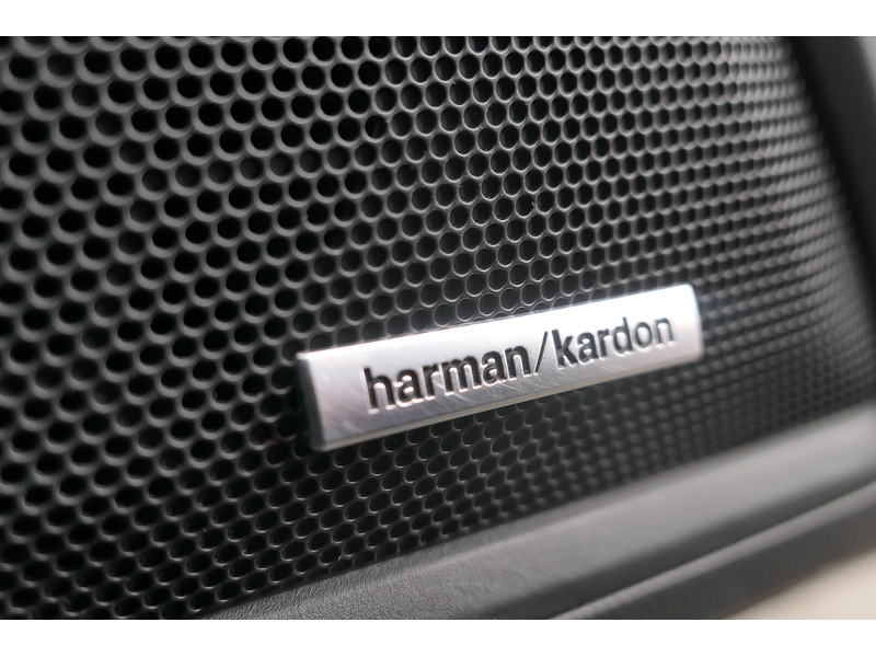 Subaru 2.5i Touring Estate 5dr Petrol Lineartronic 4WD Euro 6 (s/s) (169 ps)