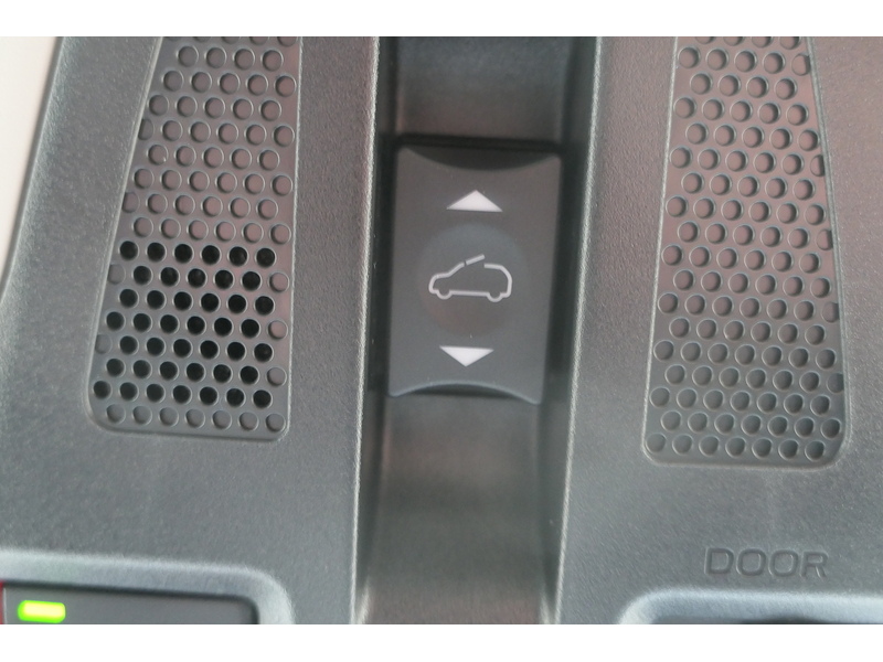 Subaru 2.5i Touring Estate 5dr Petrol Lineartronic 4WD Euro 6 (s/s) (169 ps)