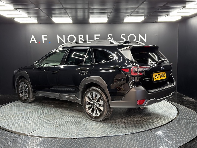 Subaru 2.5i Touring Estate 5dr Petrol Lineartronic 4WD Euro 6 (s/s) (169 ps)