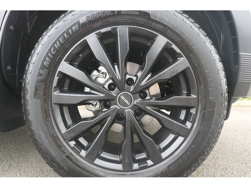 Isuzu 1.9 TD V-Cross Pickup Double Cab 4dr Diesel Manual 4WD Euro 6 (s/s) (164 ps)