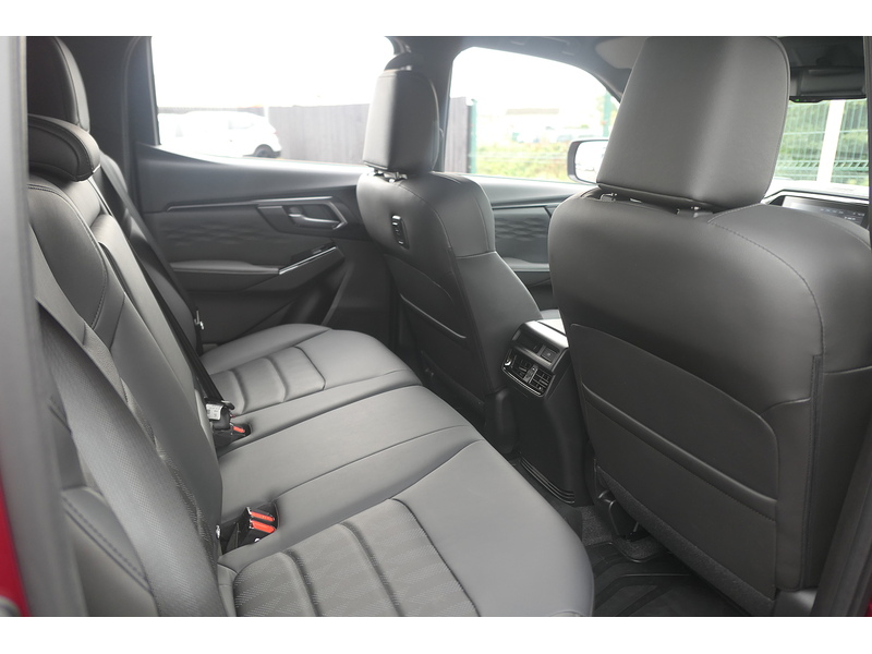 Isuzu 1.9 TD V-Cross Pickup Double Cab 4dr Diesel Manual 4WD Euro 6 (s/s) (164 ps)