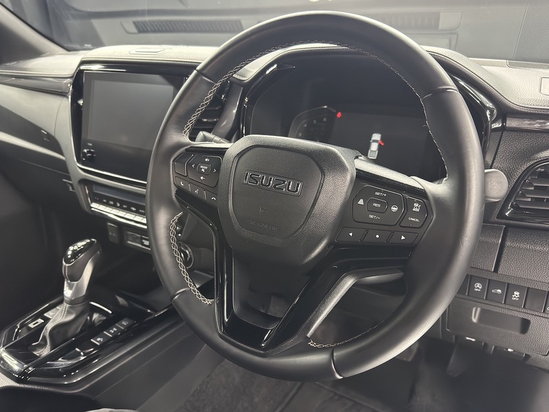 Isuzu 1.9 TD V-Cross Pickup Double Cab 4dr Diesel Auto 4WD Euro 6 (s/s) (164 ps)