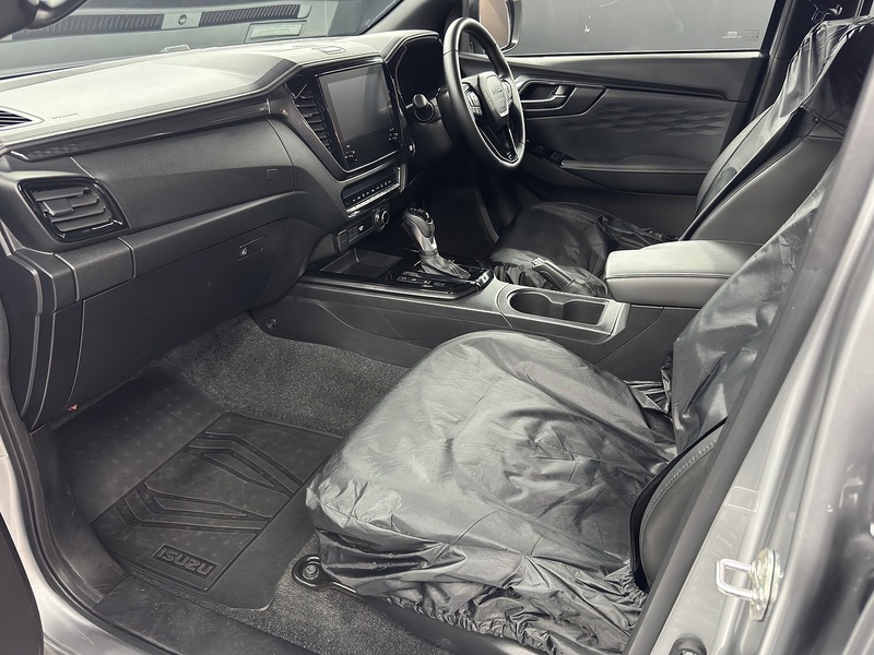 Isuzu 1.9 TD V-Cross Pickup Double Cab 4dr Diesel Auto 4WD Euro 6 (s/s) (164 ps)