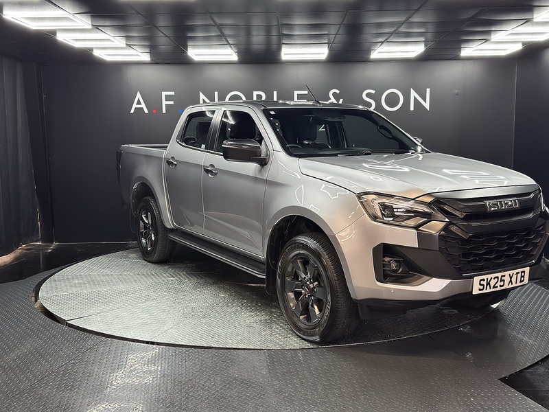 Isuzu 1.9 TD V-Cross Pickup Double Cab 4dr Diesel Auto 4WD Euro 6 (s/s) (164 ps)