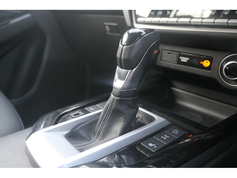 Isuzu 1.9 TD DL40 Pickup Double Cab 4dr Diesel Auto 4WD Euro 6 (s/s) (164 ps)