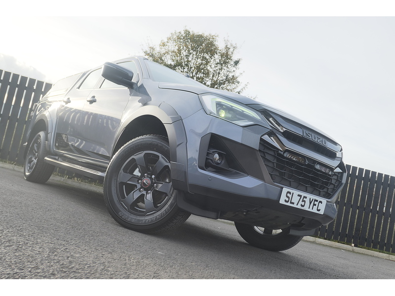 Isuzu 1.9 TD V-Cross Steel Edition Pickup Double Cab 4dr Diesel Auto 4WD Euro 6 (s/s) (164 ps)