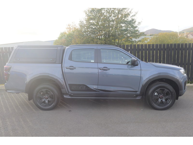 Isuzu 1.9 TD V-Cross Steel Edition Pickup Double Cab 4dr Diesel Auto 4WD Euro 6 (s/s) (164 ps)