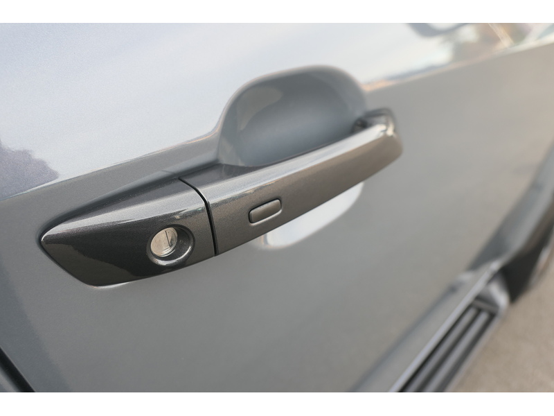 Isuzu 1.9 TD V-Cross Steel Edition Pickup Double Cab 4dr Diesel Auto 4WD Euro 6 (s/s) (164 ps)