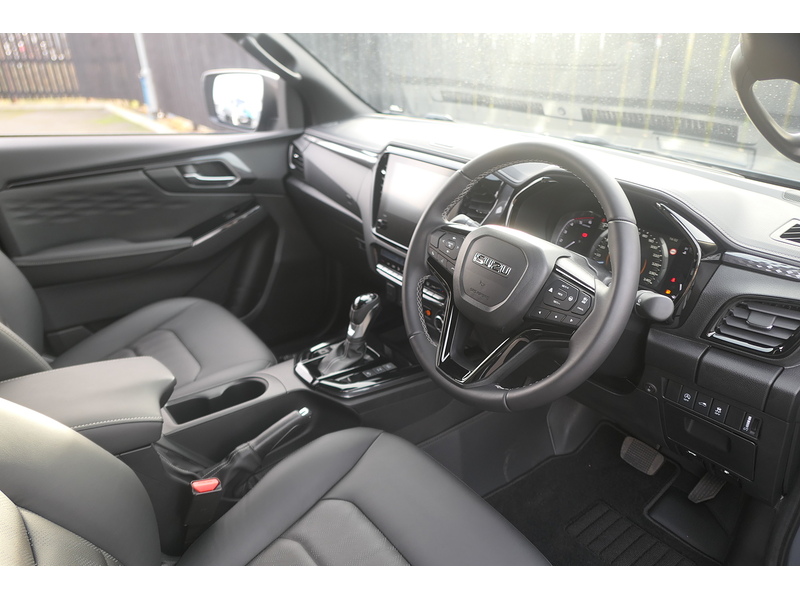 Isuzu 1.9 TD V-Cross Steel Edition Pickup Double Cab 4dr Diesel Auto 4WD Euro 6 (s/s) (164 ps)