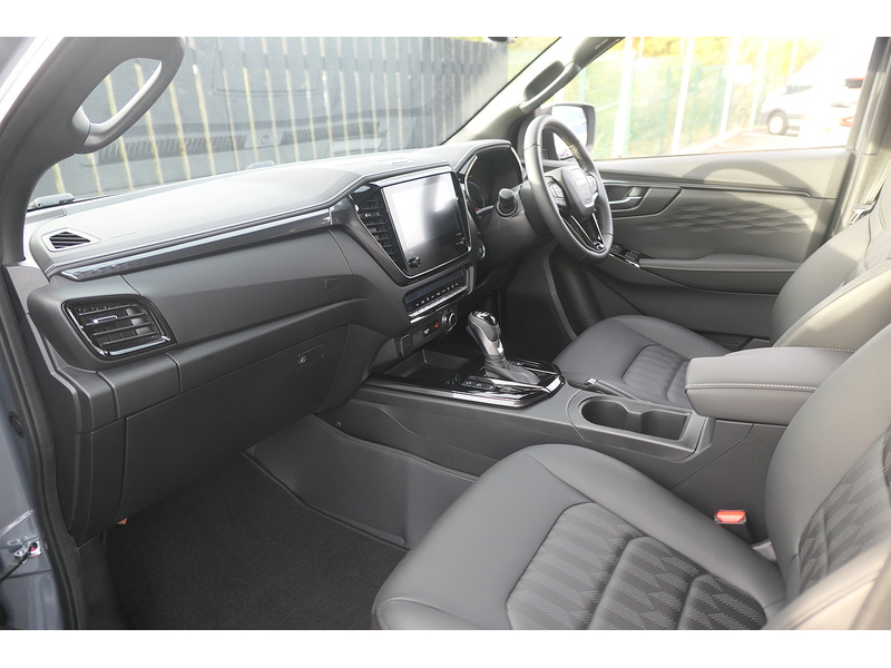 Isuzu 1.9 TD V-Cross Steel Edition Pickup Double Cab 4dr Diesel Auto 4WD Euro 6 (s/s) (164 ps)