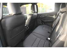 Isuzu D-Max TD V-Cross Steel Edition 