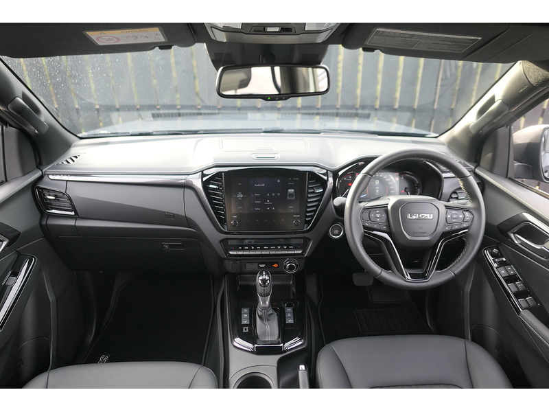 Isuzu 1.9 TD V-Cross Steel Edition Pickup Double Cab 4dr Diesel Auto 4WD Euro 6 (s/s) (164 ps)