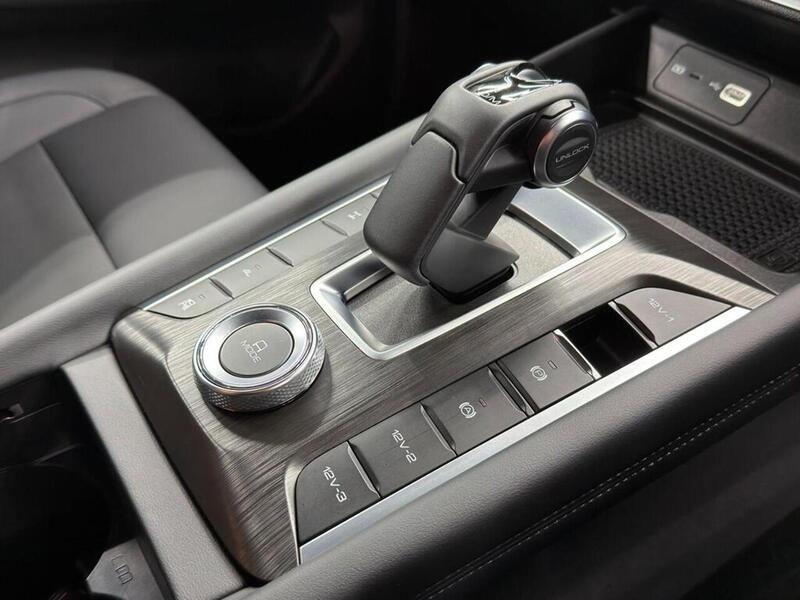 GWM 2.4T Vanta  Pickup 2.4 Automatic Diesel