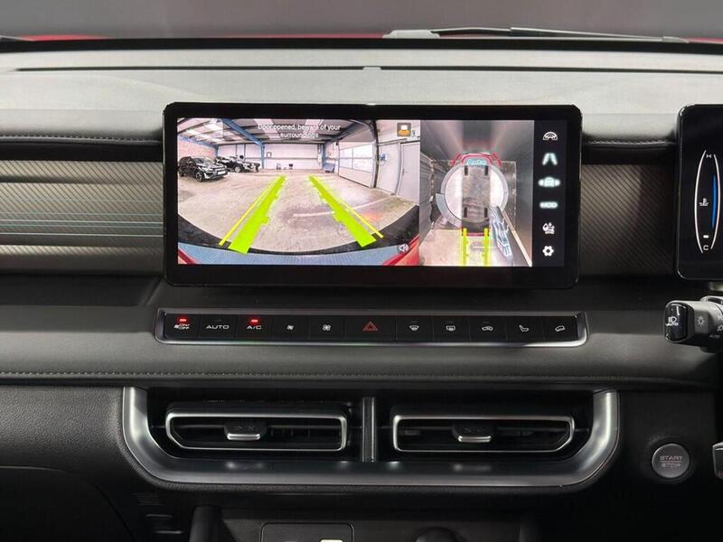 GWM 2.4T Vanta  Pickup 2.4 Automatic Diesel