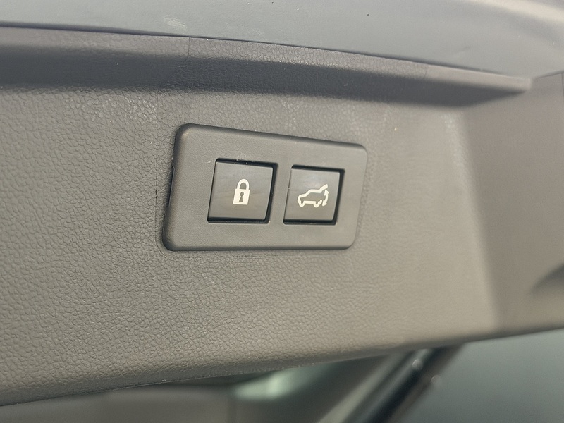 Subaru 2.5i Touring Estate 5dr Petrol Lineartronic 4WD Euro 6 (s/s) (169 ps)
