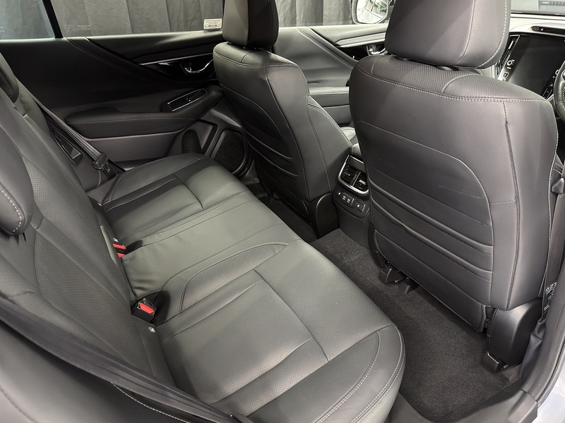 Subaru 2.5i Touring Estate 5dr Petrol Lineartronic 4WD Euro 6 (s/s) (169 ps)