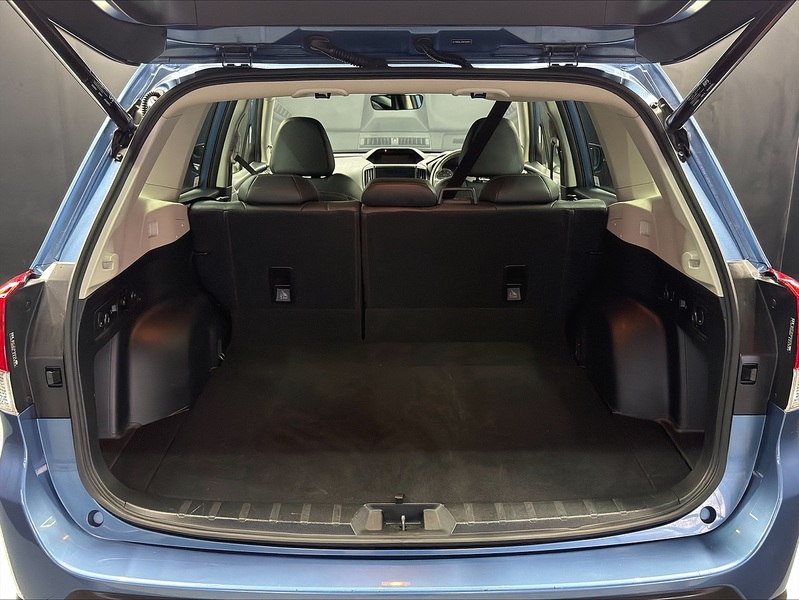 Subaru 2.0 i e-Boxer XE Premium SUV 5dr Petrol Hybrid Lineartronic 4WD Euro 6 (s/s) (150 ps)