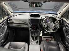 Subaru Forester i e-Boxer XE Premium 