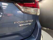 Subaru Forester i e-Boxer XE Premium 