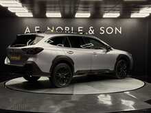 Subaru Outback i Field 