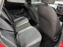 SEAT Arona TSI SE Technology 