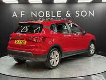 SEAT Arona TSI SE Technology 