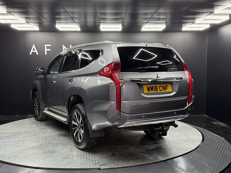 Mitsubishi 2.4D 4 SUV 5dr Diesel Auto 4WD Euro 6 (181 ps)