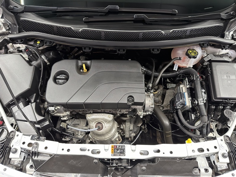 Vauxhall 1.4i SRi Hatchback 5dr Petrol Manual Euro 6 (100 ps)