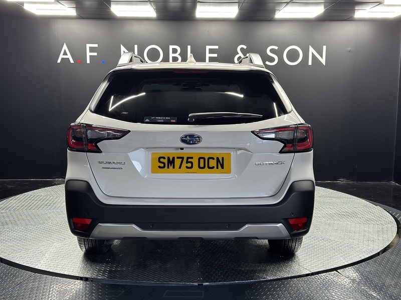 Subaru 2.5i Touring Estate 5dr Petrol Lineartronic 4WD Euro 6 (s/s) (169 ps)