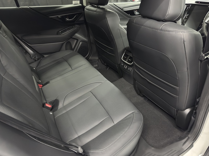 Subaru 2.5i Touring Estate 5dr Petrol Lineartronic 4WD Euro 6 (s/s) (169 ps)