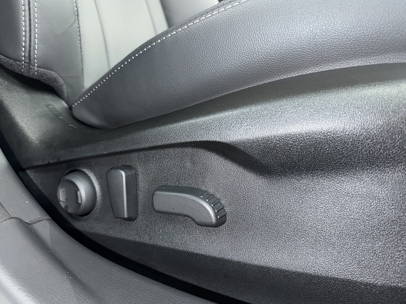 Subaru 2.5i Touring Estate 5dr Petrol Lineartronic 4WD Euro 6 (s/s) (169 ps)