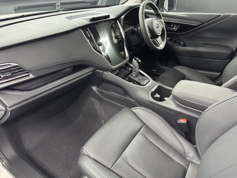 Subaru 2.5i Touring Estate 5dr Petrol Lineartronic 4WD Euro 6 (s/s) (169 ps)